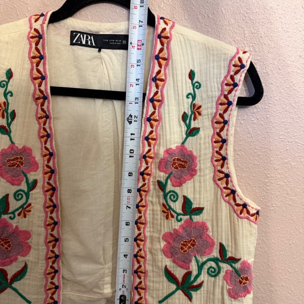 Zara Womens Embroidered Floral Vest Cream Cotton Gauze Boho Festival Size Medium - Picture 8 of 8